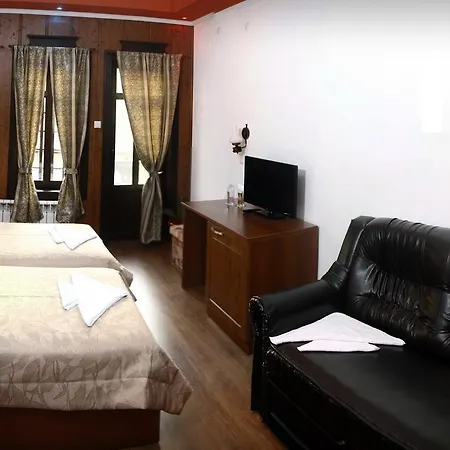 Five Stars Hotel Zlatograd