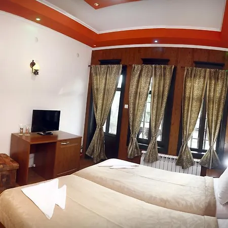 Five Stars Hotel
